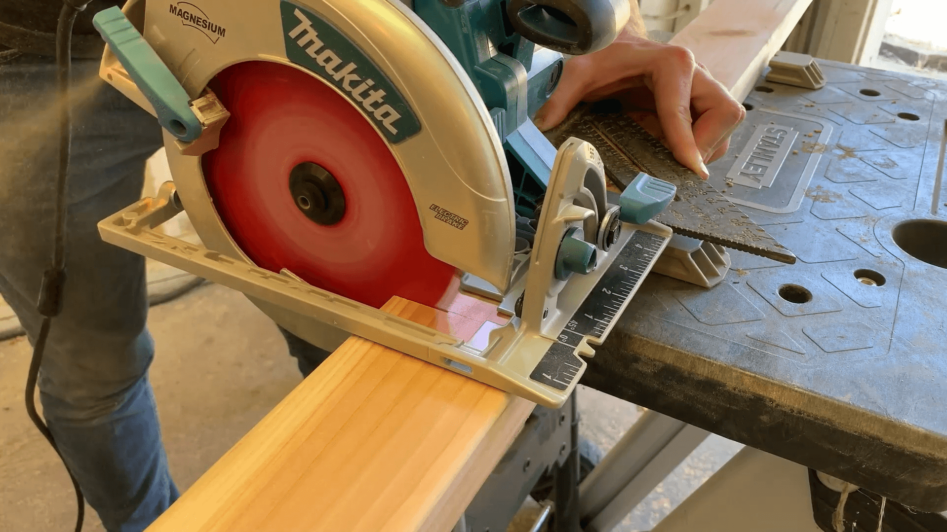 Best Circular Saws with Dust Collection 2022